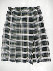Girls R/K Green Plaid Box Pleat Uniform Skirt Teen Sizes 6 Teen – 16 Teen