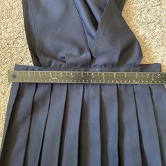 French Toast Girls Uniform Jumper Girls Size 14 Navy Blue Pleated V-neck