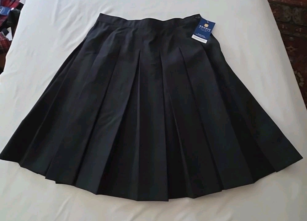Dennis Uniform Girls Blackwatch Plaid J5 School Skirt NEW