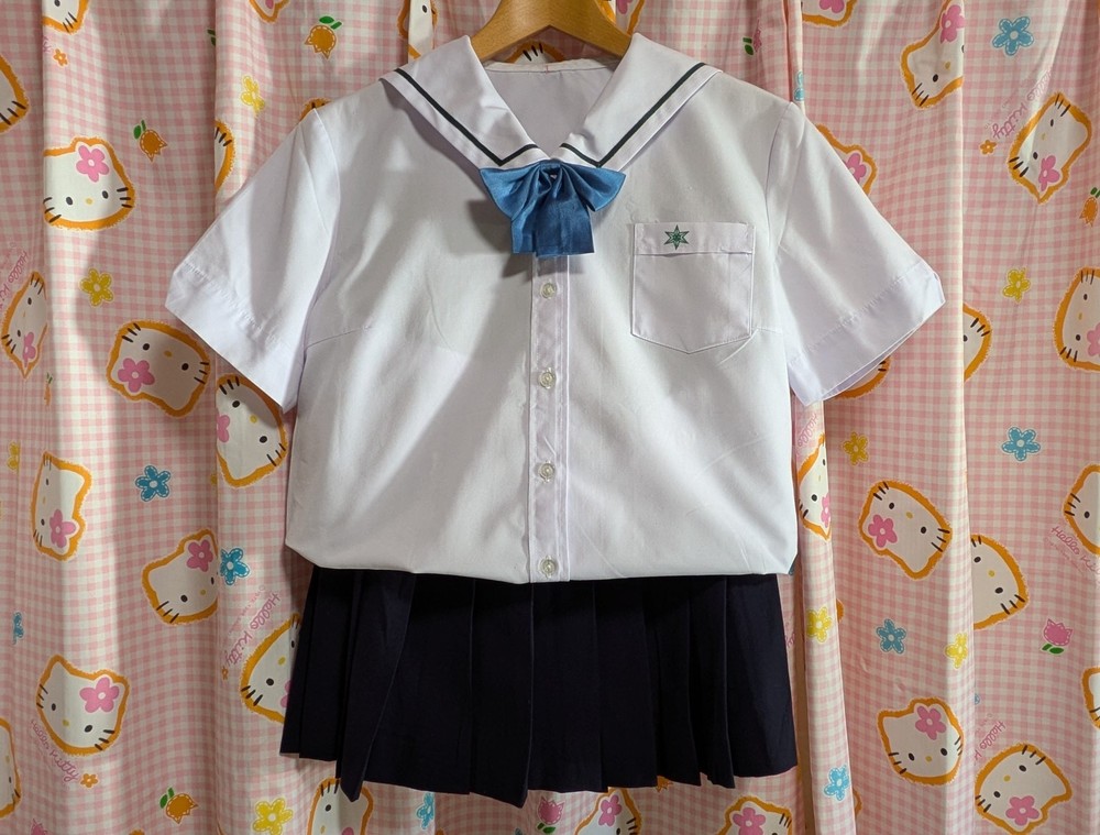 E176 ^_^ Japanese SchoolGirl Uniform Summer ! Perfect Condition. Navy. M